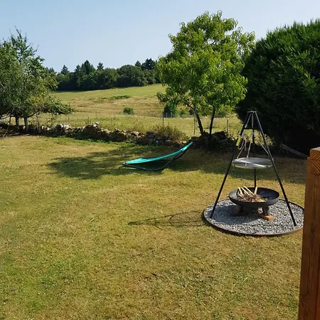 Alpaganie , Elevage D'alpagas, Domaine Prive 19ha, 3 Lacs, Peche, Animaux Holiday home *