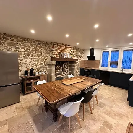 בית נופש Alpaganie , Elevage D'alpagas, Domaine Prive 19ha, 3 Lacs, Peche, Animaux Champniers-et-Reilhac