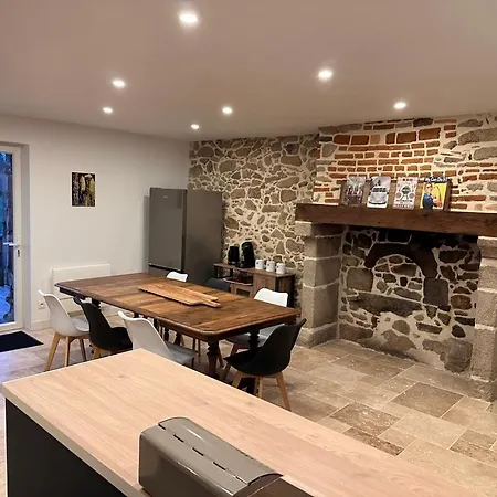 בית נופש Alpaganie , Elevage D'alpagas, Domaine Prive 19ha, 3 Lacs, Peche, Animaux *