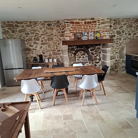 Alpaganie , Elevage D'alpagas, Domaine Prive 19ha, 3 Lacs, Peche, Animaux * Champniers-et-Reilhac