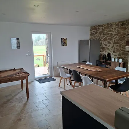 Alpaganie , Elevage D'alpagas, Domaine Prive 19ha, 3 Lacs, Peche, Animaux בית נופש *