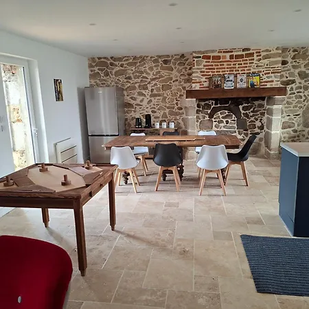 בית נופש Alpaganie , Elevage D'alpagas, Domaine Prive 19ha, 3 Lacs, Peche, Animaux *